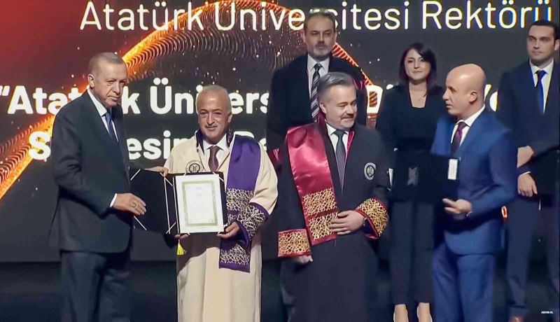 Rektör Prof. Dr. Ömer Çomaklı ikinci defa YÖK üstün başarı ödülüne layık görüldü
