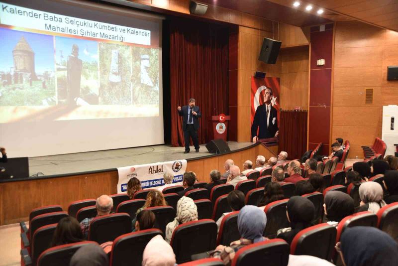 Ahlat’ta ’Dervişoğlu Kavalcı Recep’ konulu konferans
