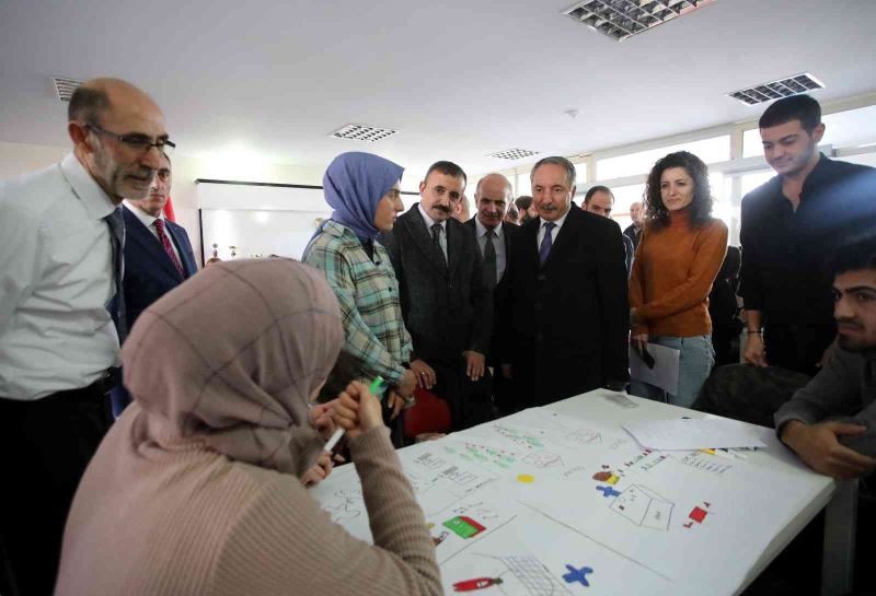 AİÇÜ Rektörü Prof. Dr. Karabulut, “Kalite Güvencesi Sistemi ve Akreditasyonda Öğrencinin Rolü” seminer ve çalıştayına katıldı
