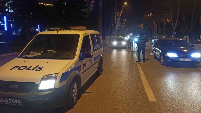 Malatya’da polis ekipleri yılbaşı denetiminde
