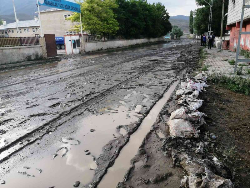 Iğdır ve Ağrı’da sel baskını
