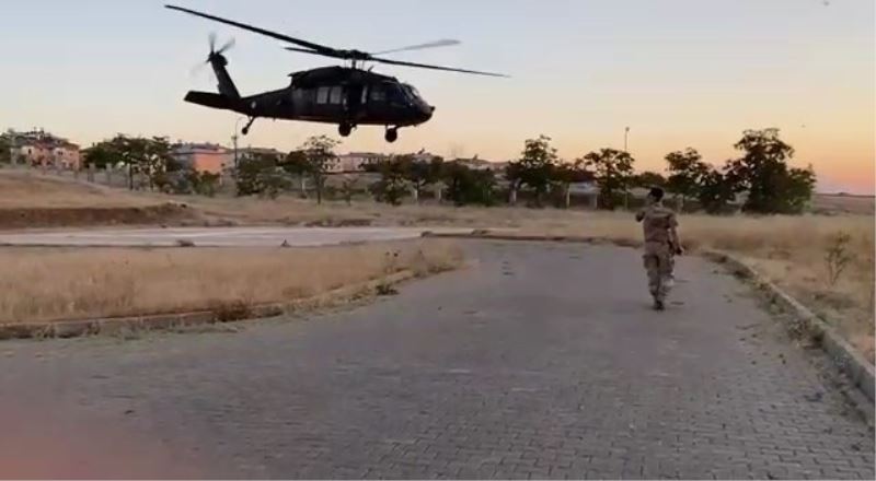 Yaylada rahatsızlan kadın yolda kalınca helikopter ile hastaneye kaldırıldı
