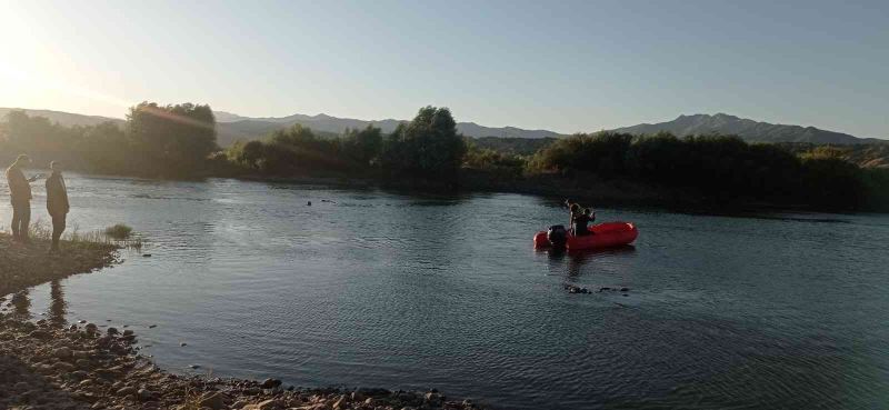 150 kişilik ekip, Murat Nehri’nde kaybolan vatandaşı arıyor

