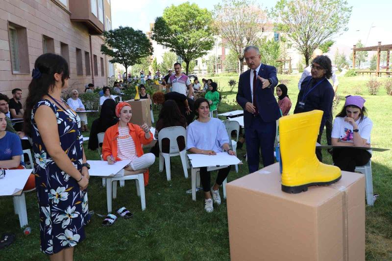 Özel yetenek sınavına, öğrenci adaylarından yoğun ilgi
