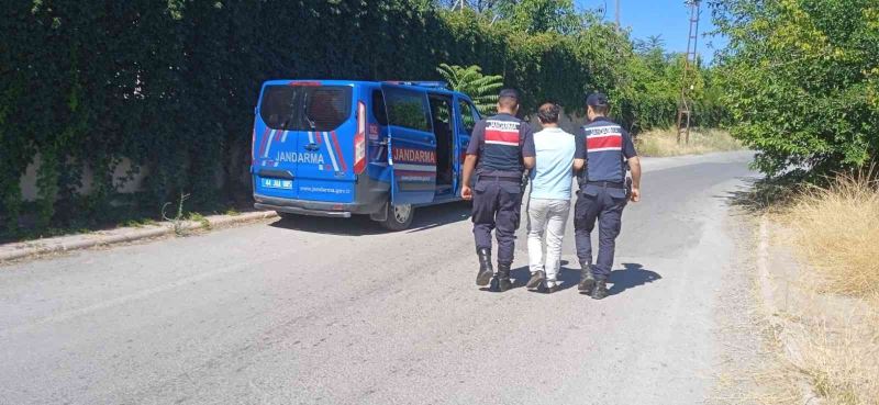 Jandarmadan yasa dışı örgülere sıkı takip
