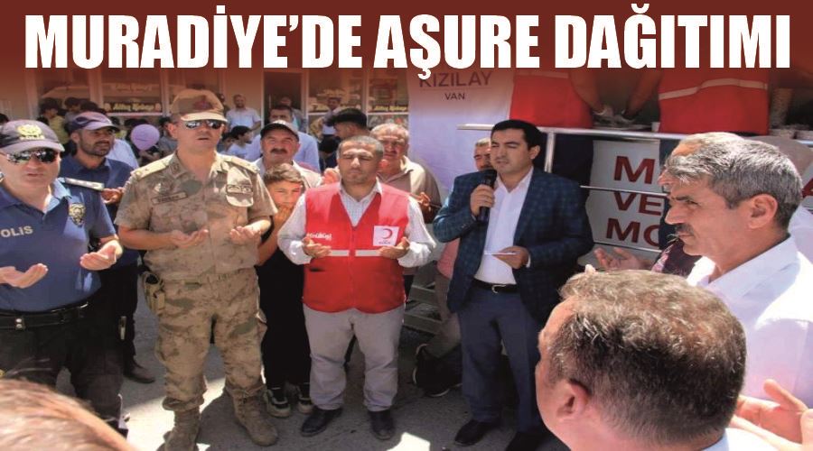 Muradiye’de aşure dağıtımı