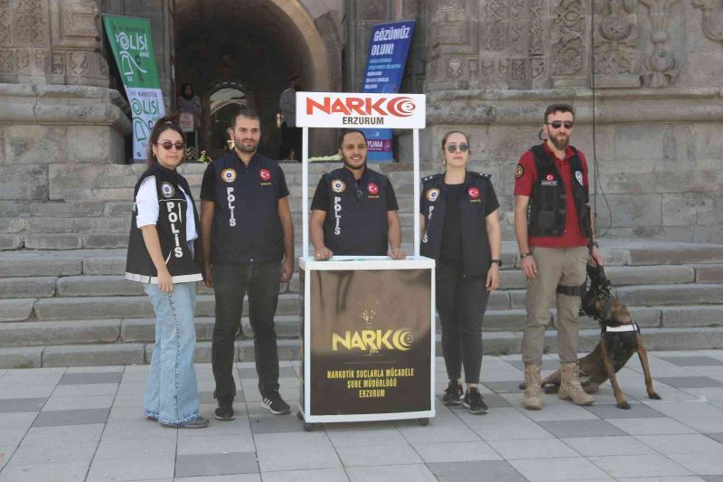 Narko Erzurum sahada
