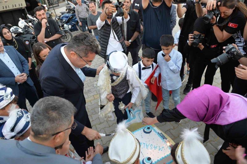 Erzurum’da kıskandıran sünnet töreni
