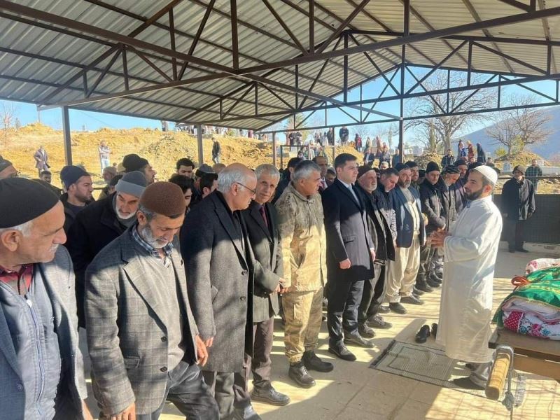 Hayatını kaybeden Kıbrıs gazisi Elazığ’da son yolculuğuna uğurlandı
