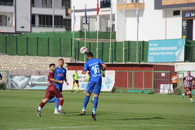 23 Elazığ FK, Sivas Dört Eylül Futbol karşısında
