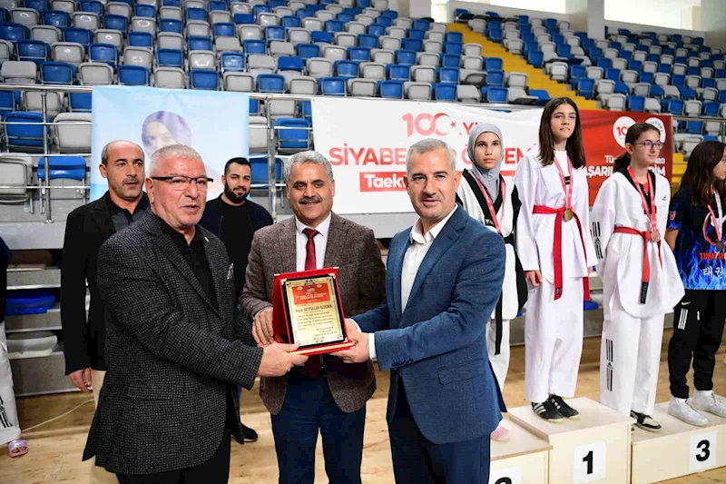 Depremde hayatını kaybeden milli sporcu adına turnuva
