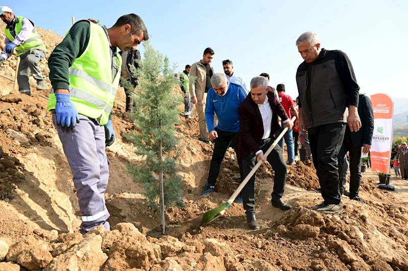 Depremde hayatını kaybedenleri isimleri Şehir Parkı’nda yaşayacak
