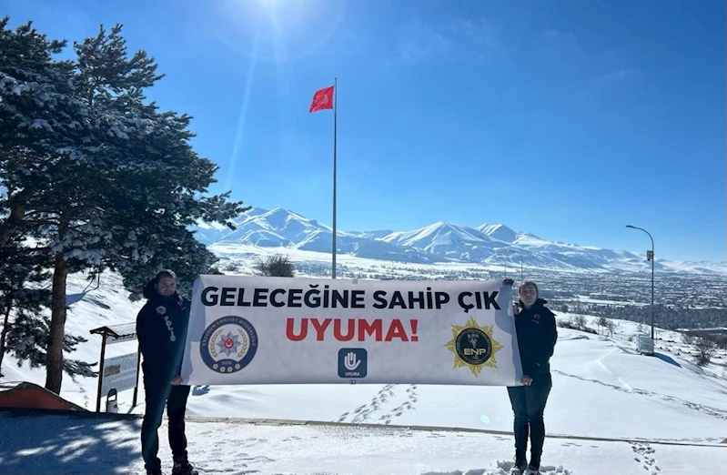 Polisten “Uyuşturucuya DUR de” çağrısı
