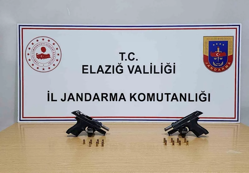 Elazığ’da 2 adet ruhsatsız tabanca ele geçirildi
