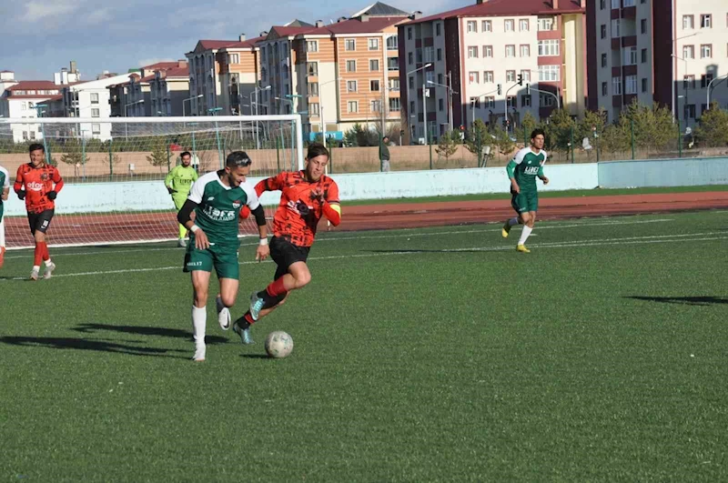 Kars 36 Spor: 2 Arhavi Spor: 0
