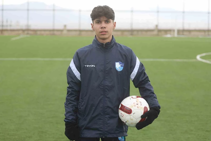 U15 milli takım aday kadrosuna davet edildi
