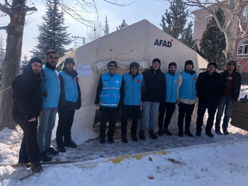 Aydın İl Müftülüğü deprem bölgesinde mescid çadırı inşa ederek ibadet imkanı sağladı
