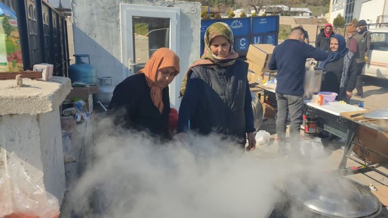 Hatay Kırıkhan’da vatandaş dayanışması
