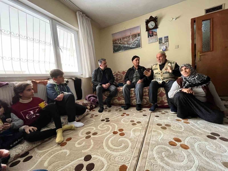 Pursaklar depremzede aileleri ağırlıyor
