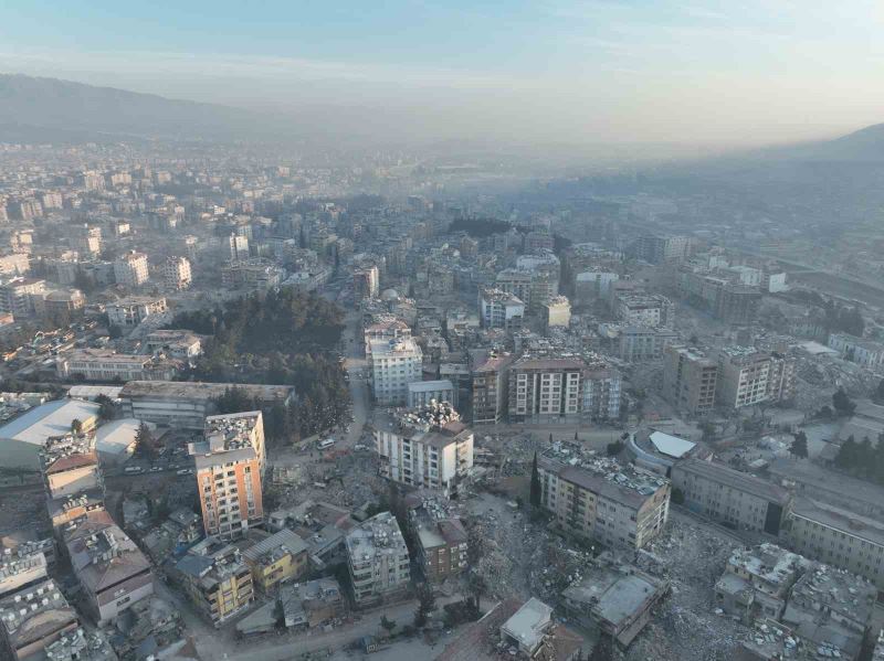 Toz bulutlarıyla kaplanan Hatay dron ile görüntülendi
