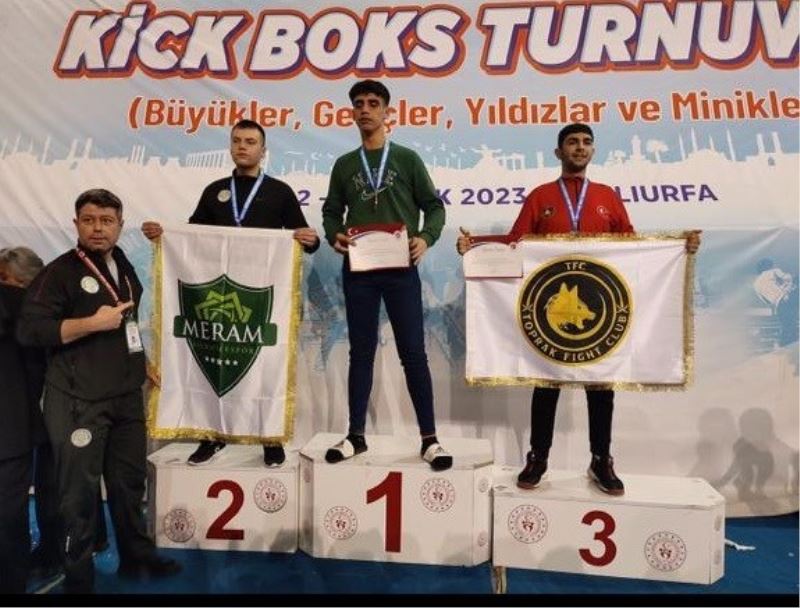 Elazığlı sporculardan 2 altın, 1 bronz madalya
