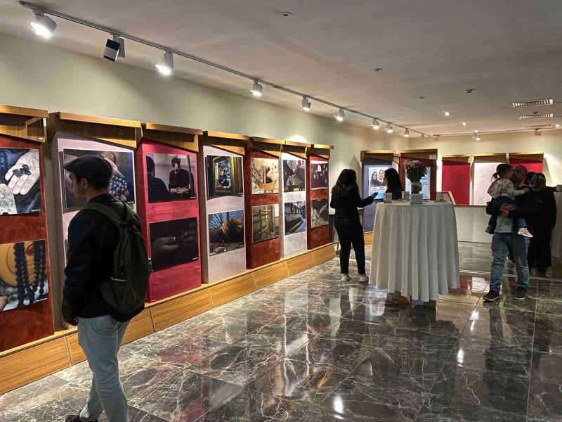 Üniversiteli gençler geleneksel sanatları fotoğrafladı
