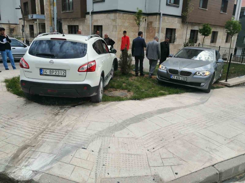 MHP Elazığ Milletvekili adayı Işıkver trafik kazasında yaralandı
