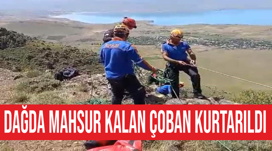 Dağda mahsur kalan çoban kurtarıldı