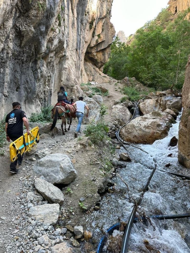 Hakkari’de nefes kesen kurtarma çalışması
