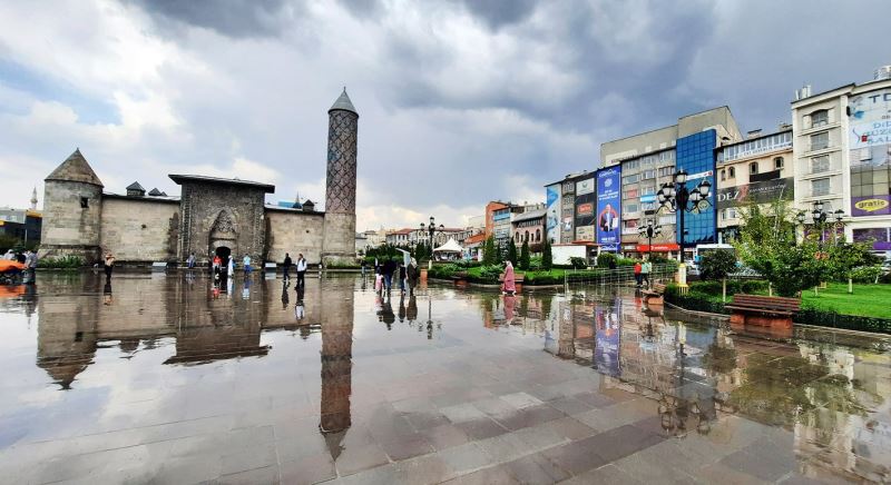 Erzurum’da güneş yüzünü Temmuz’la gösterecek
