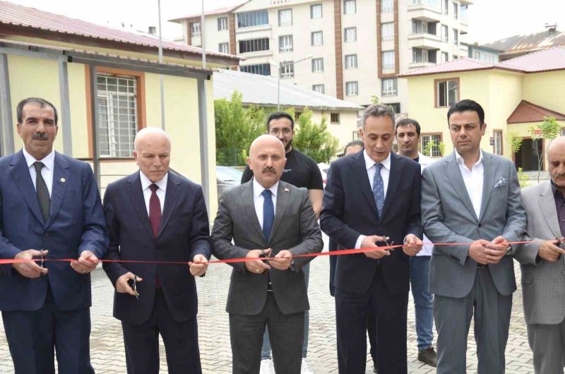 Ağrı’da iki yeni hizmet binası faaliyete geçti
