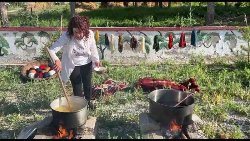 Yüksekova’da asırlık ‘kök boyama’ geleneği sürüyor
