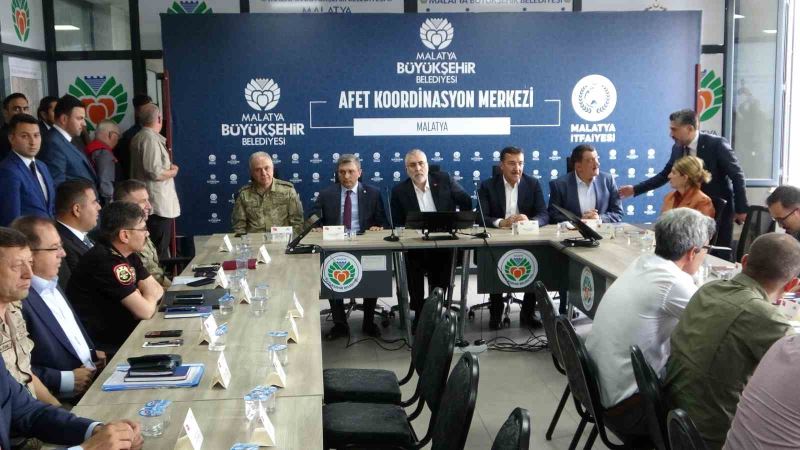 Bakanı Işıkhan Malatya’da Afet Koordinasyon Toplantısına katıldı
