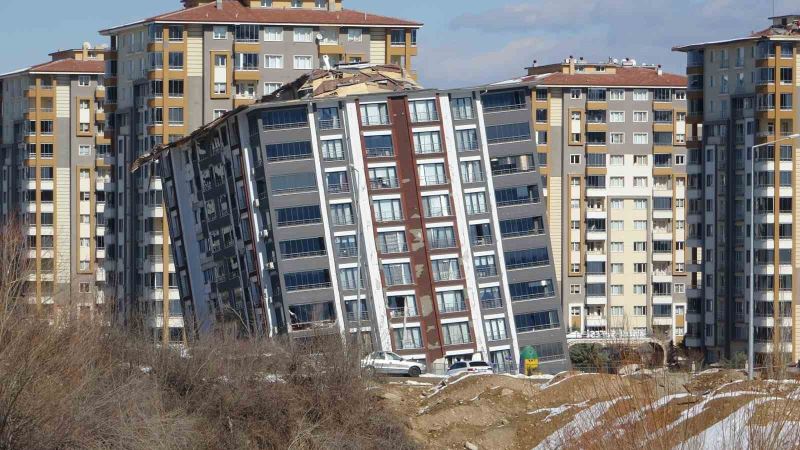 Malatya’da yüksek binalar dinamitle yıkılacak

