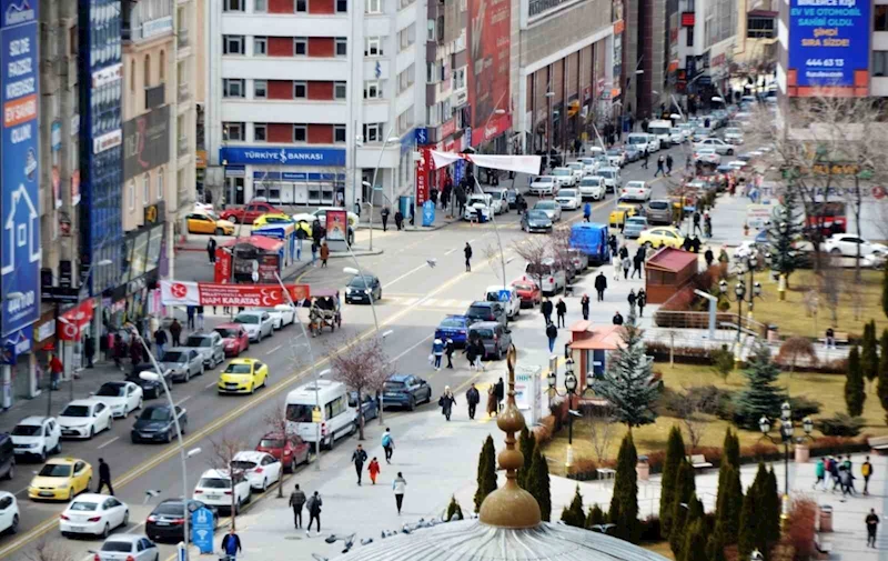 Erzurum Temmuz’u da lider kapattı
