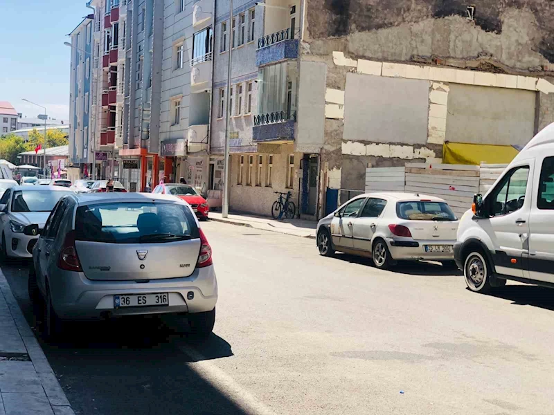 Kars’ta trafiğe kayıtlı araç sayısı 47 bin 77 oldu
