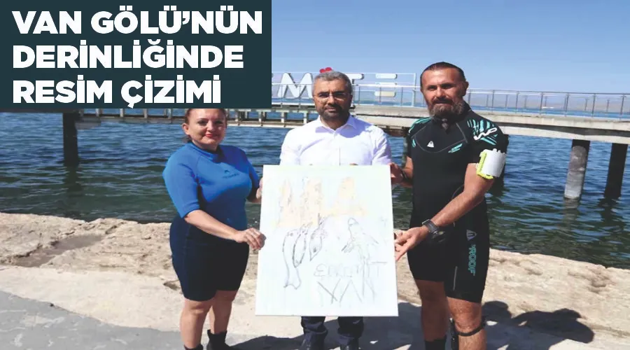 Van Gölü’nün derinliğinde resim çizimi