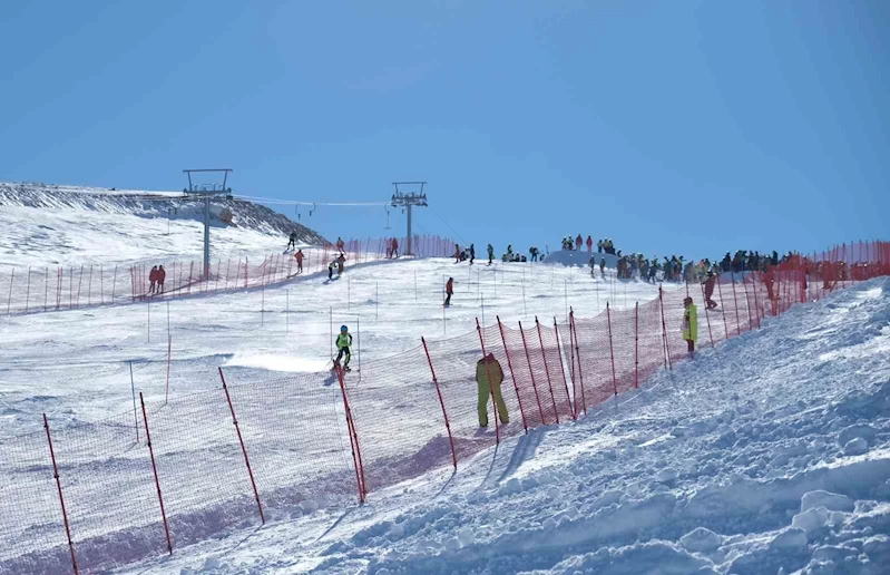 Alp Disiplini Eleme Yarışları nefes kesti
