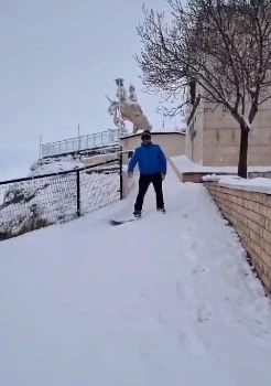 Tarihi Harput Mahallesi’nde kayak keyfi
