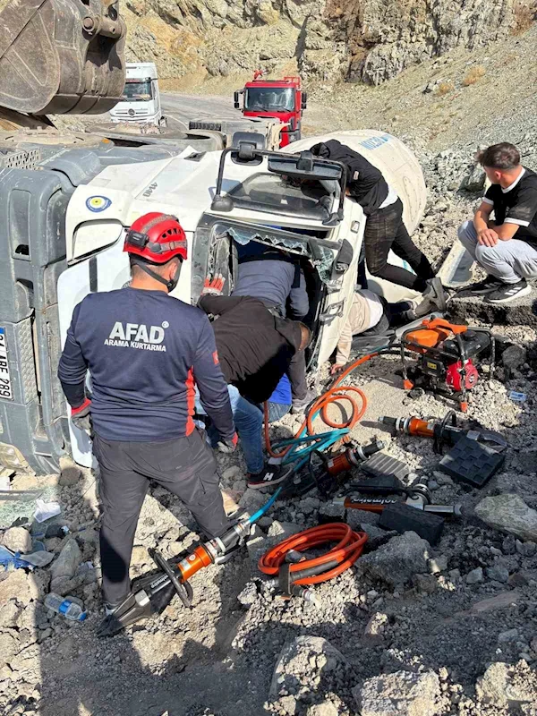 Tunceli’de mikser devrildi: 1 yaralı
