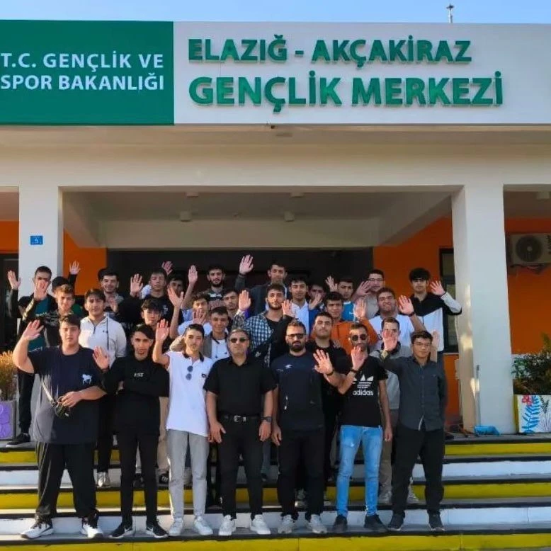 Elazığlı 30 genç tarih medeniyet ve kültür kampında
