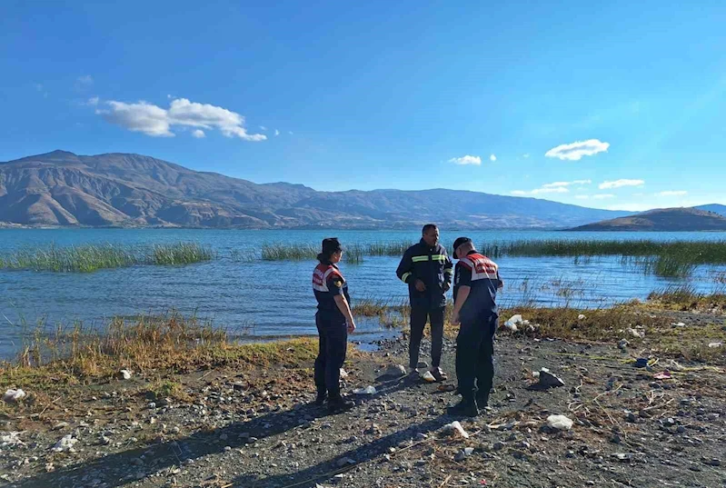 Elazığ’da jandarma ekipleri vatandaşları çevre kirliliği konusunda bilgilendirdi
