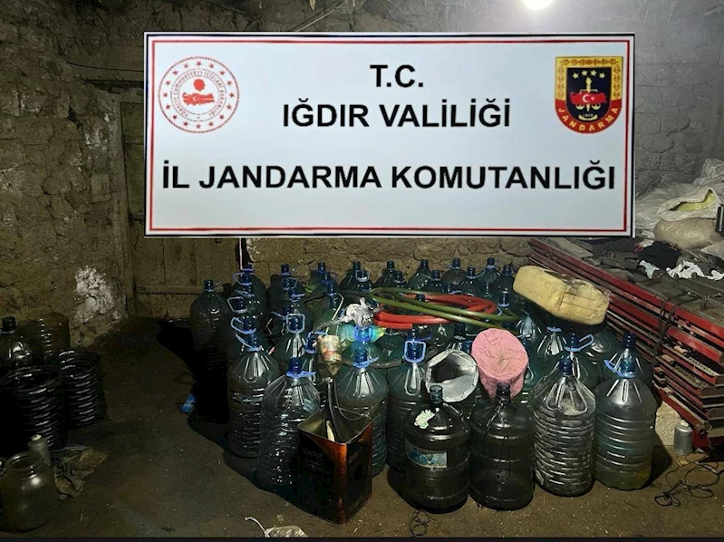 Iğdır’da 4 bin 150 litre kaçak akaryakıt ele geçirildi
