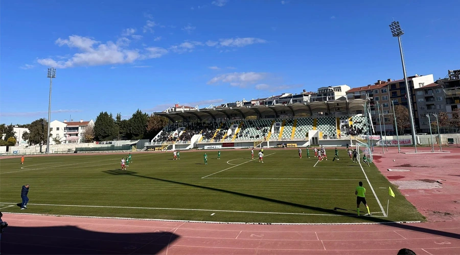 Kırklarelispor, Evinde Erzincanspor ile Yenilmezlik Dansına Devam Ediyor