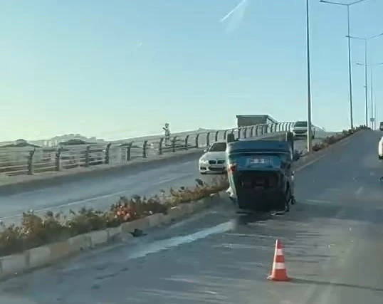 Elazığ’da otomobil takla attı: 2 yaralı
