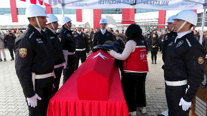 Malatya’da kazada şehit olan polis memuru için tören düzenlendi
