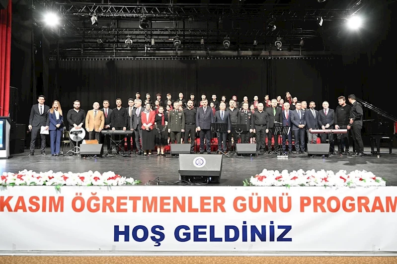 Erzurum’da öğretmenler yemin etti
