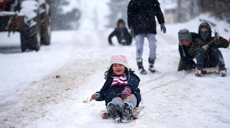 Hakkari’de okullar 1 gün tatil