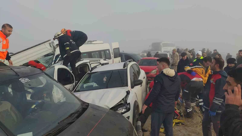 Van’da bir zincirleme trafik kazası daha meydana geldi