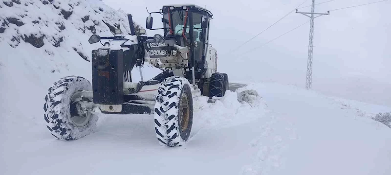 Elazığ’da 5 köy yolu ulaşıma kapandı
